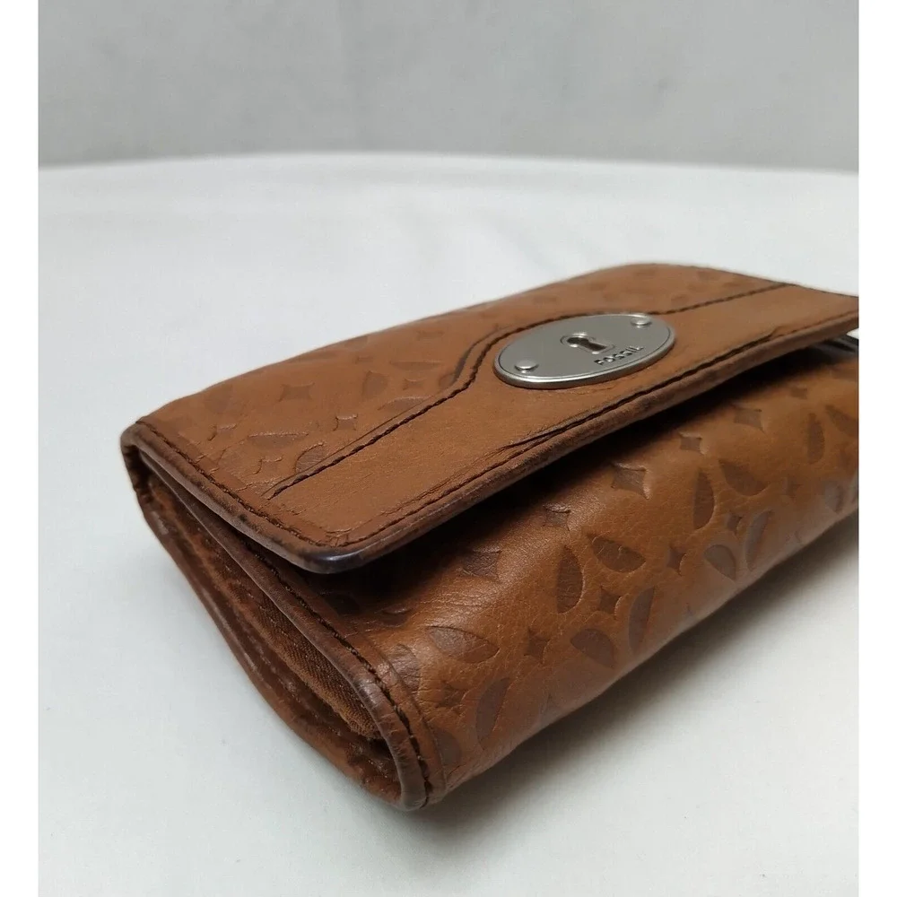 Fossil Brown Leather Credit Card ID Window Trifold Wallet